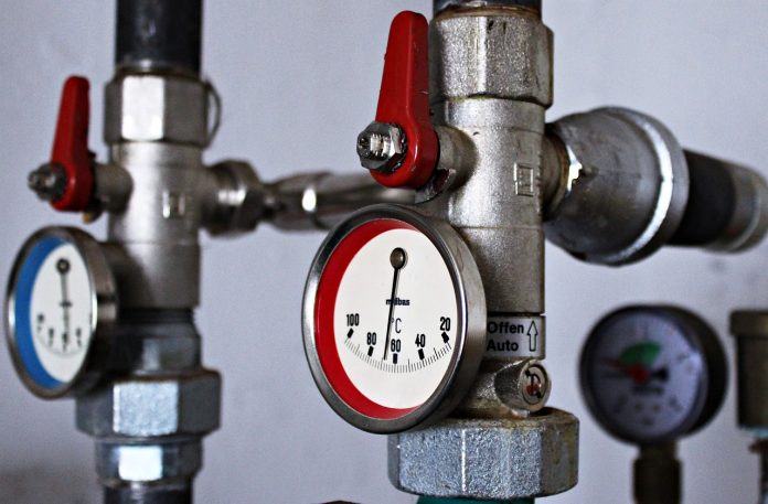probleme termostat salus nu se aprinde