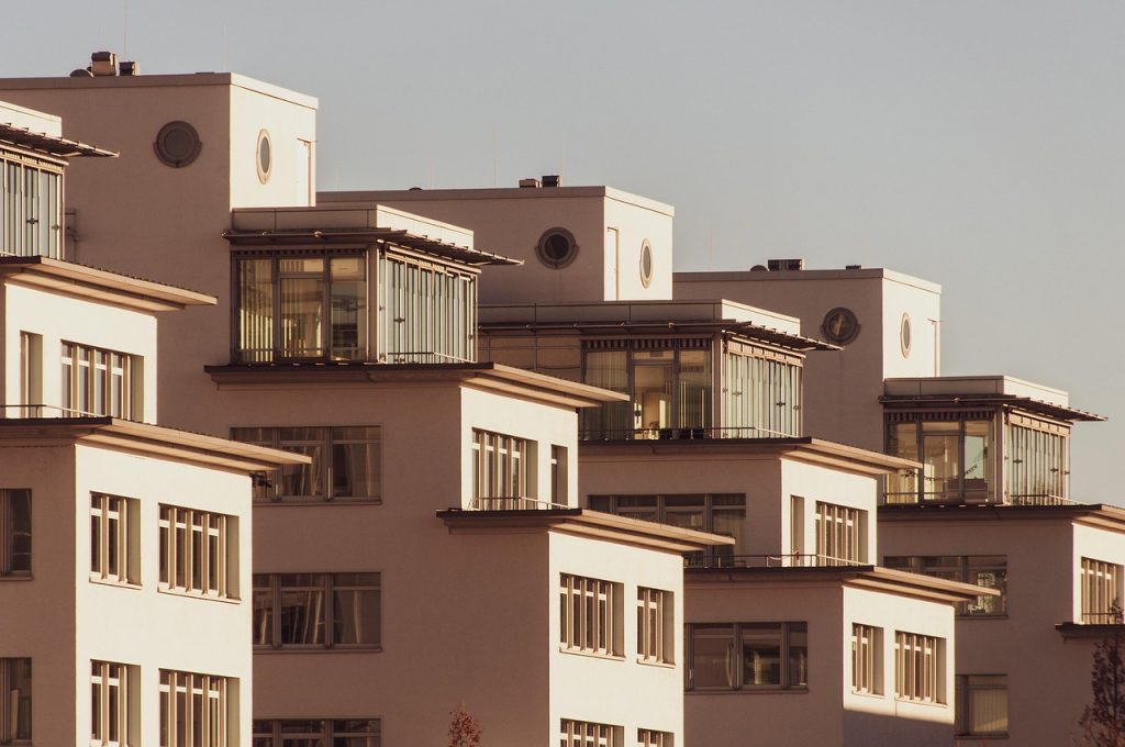 piata imobiliara romania